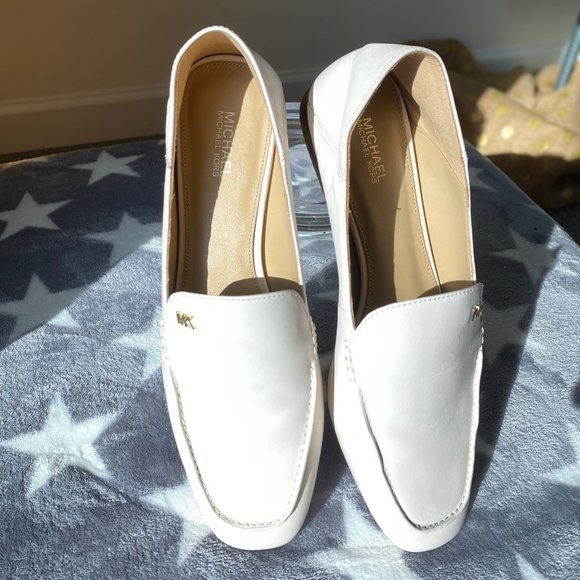 cayley collapsible heel loafer